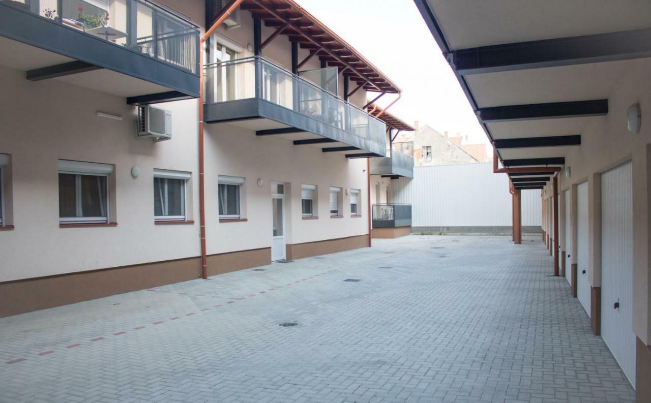 Trika Apartman Sárvár 외부 사진